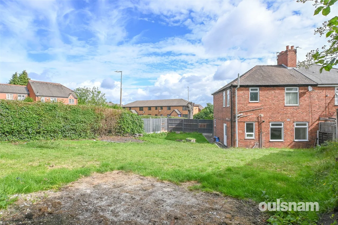Dudley Road West, Tividale, Oldbury, West Midlands, B69 2LU, photo 22