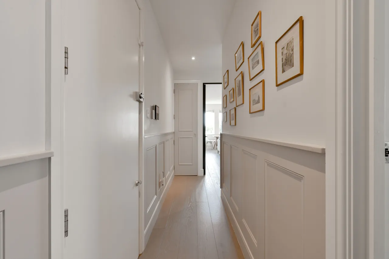 Flat 5, 43 Gunnersbury Avenue, London, photo 9