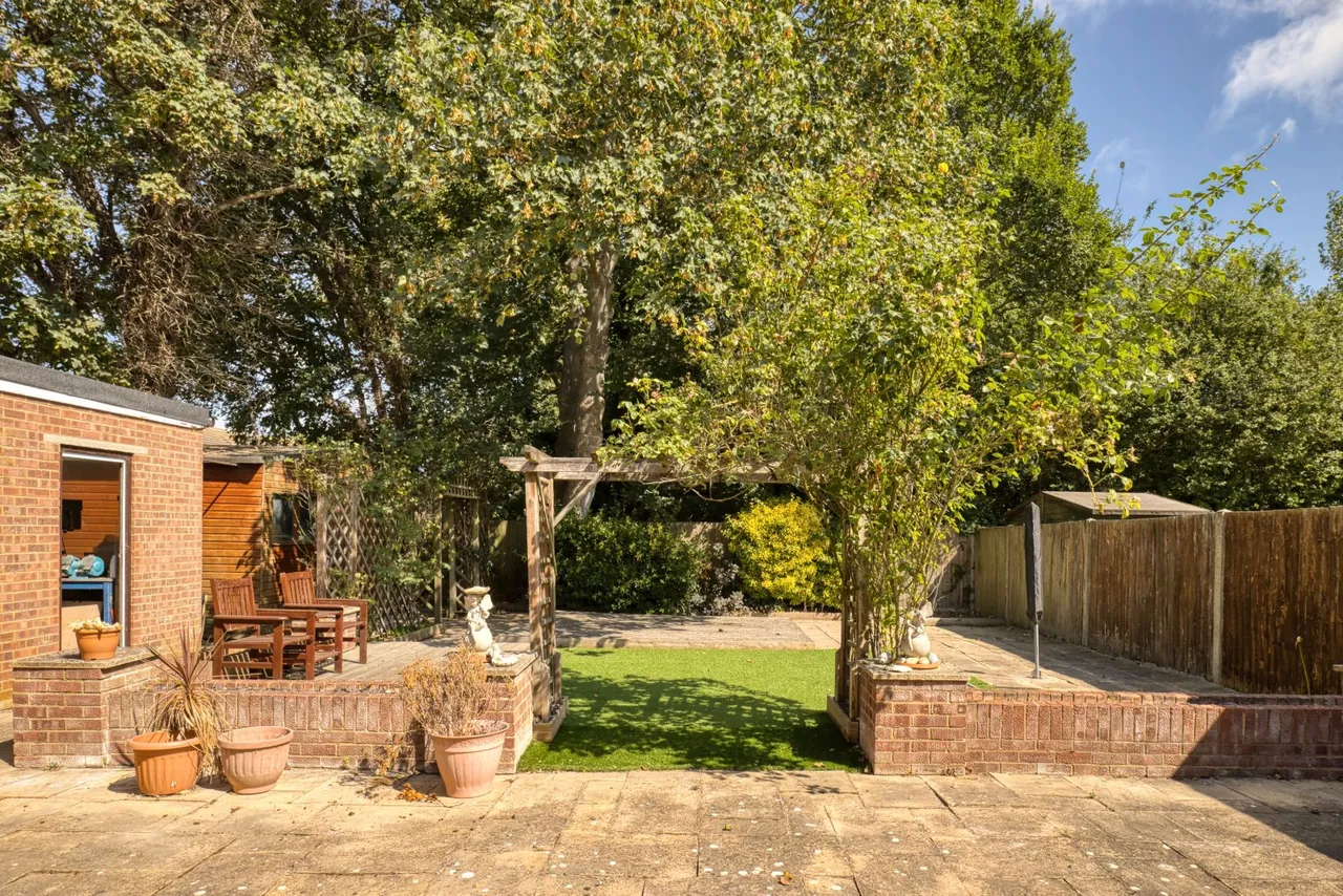 Tina Gardens, Broadstairs, CT10, photo 17