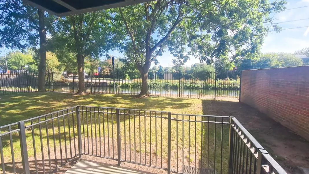 Waterfront Court, Waltham Abbey, EN9, photo 6