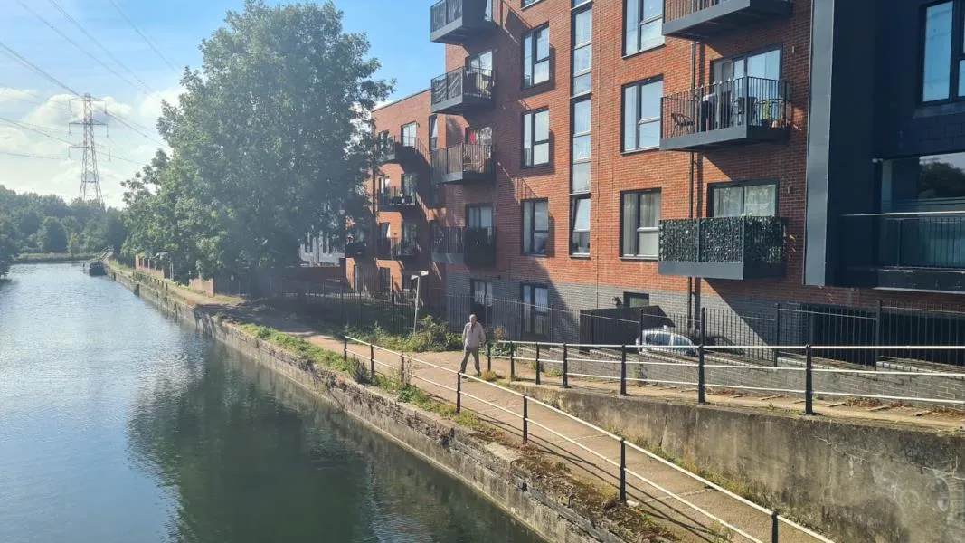 2 bed flat to rent, Waterfront Court, Waltham Abbey, EN9