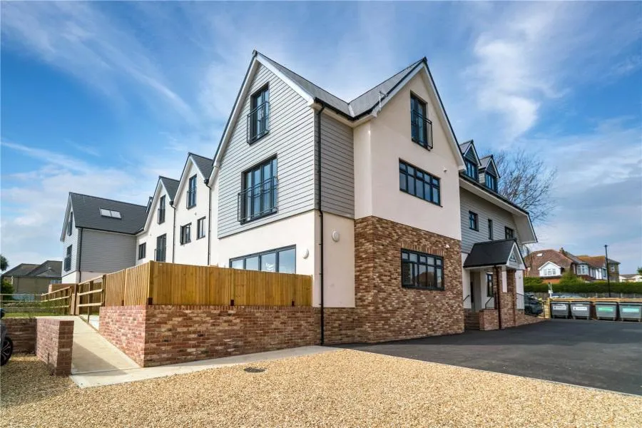 1 bed flat to rent, Carter Street, Sandown, PO36