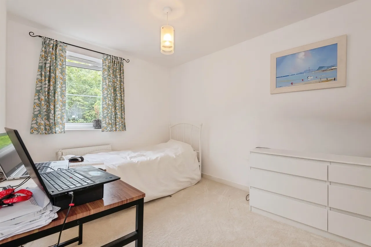 Marshall Court, Taunton, TA2, photo 11