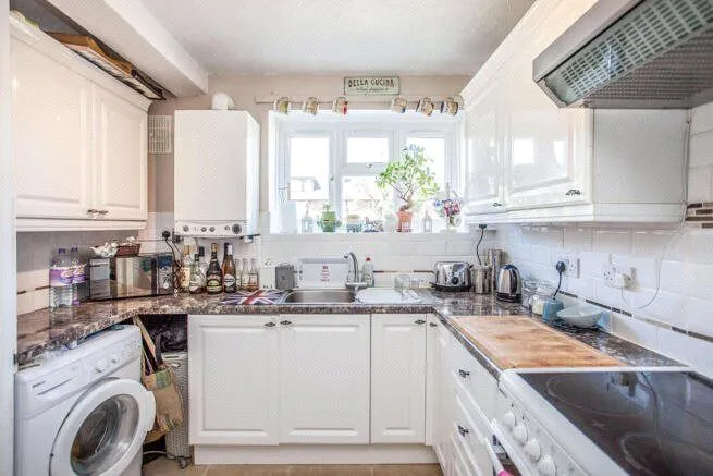 Oxhey Drive, Watford, WD19, photo 3