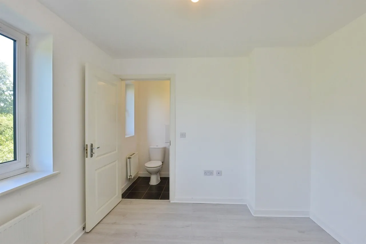 Stratford Road, Wolverton, Milton Keynes, photo 9