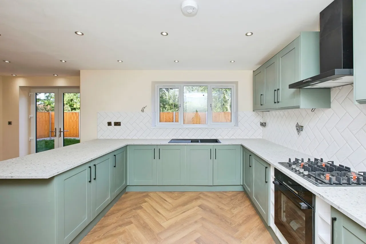 Tutbury Road, Burton-on-Trent, DE13, photo 2