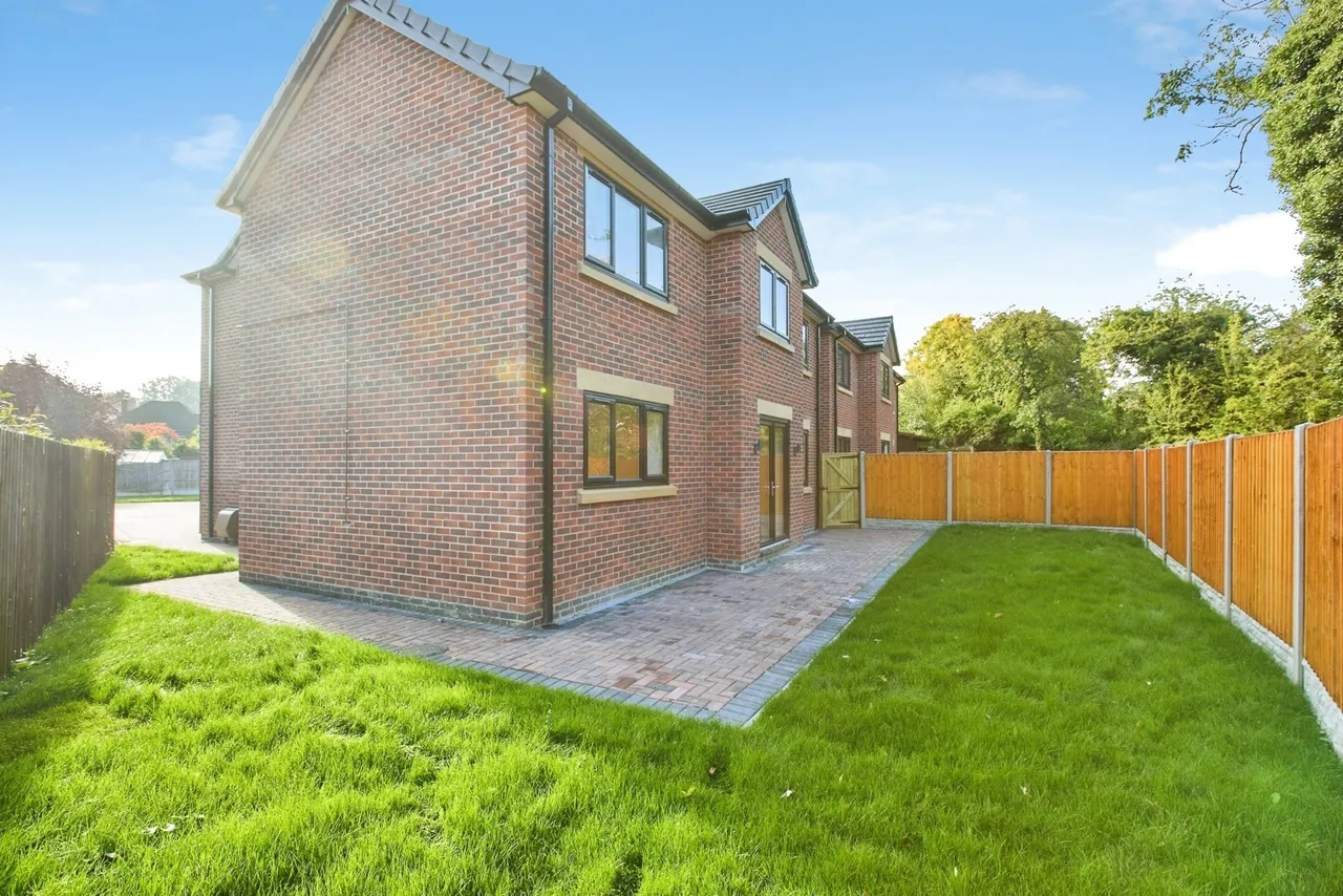 Tutbury Road, Burton-on-Trent, DE13, photo 11