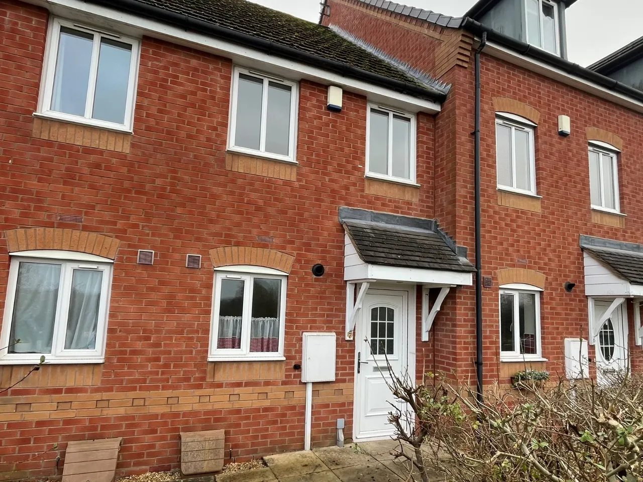 2 bed house to rent, Trent View, Burton-on-Trent, DE15