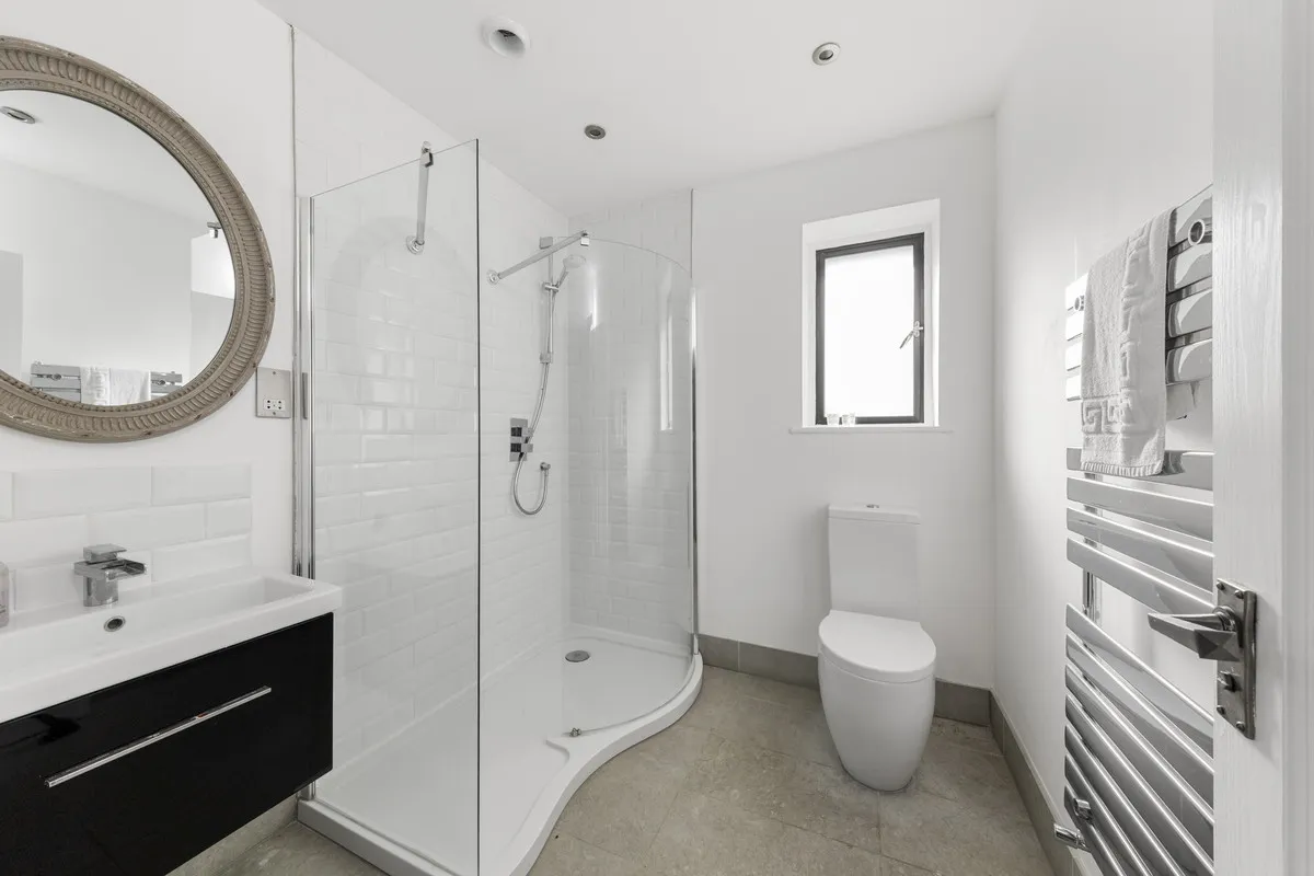 Earleydene, Ascot, SL5, photo 14