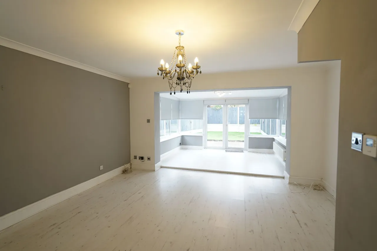 Swallow Close, Grays, Essex, RM16 6RH, photo 7
