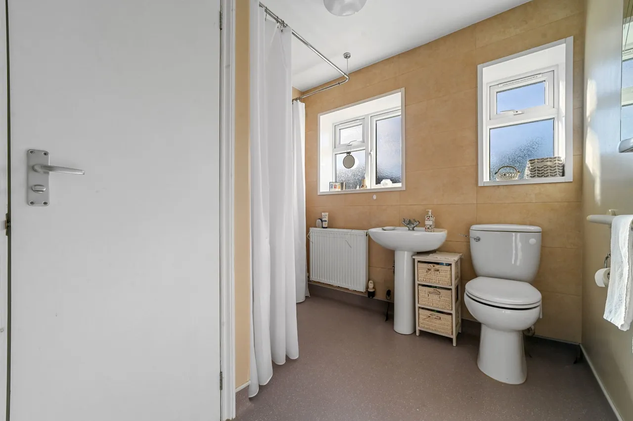Rous Road, Buckhurst Hill, IG9, photo 11