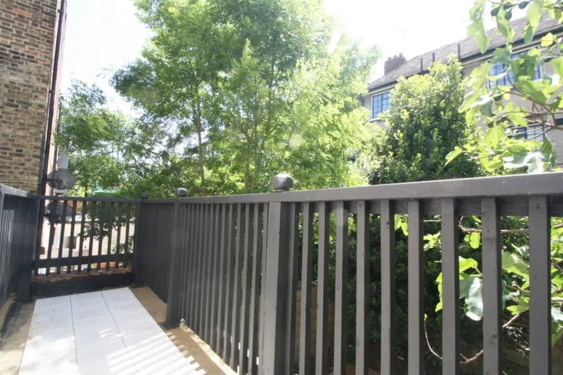 Archway Road, Highgate, N6 4ER, photo 5