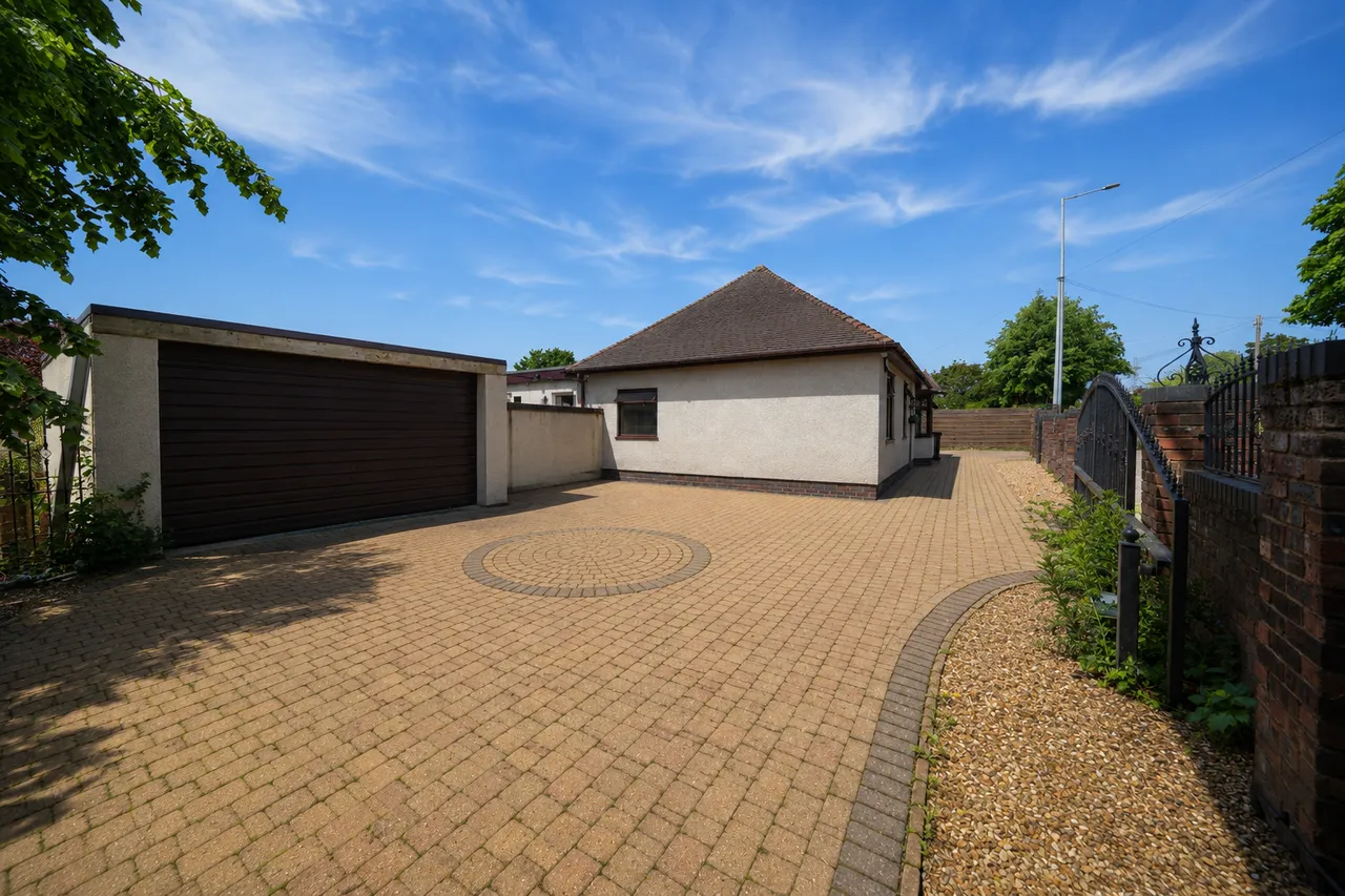 Walsall Road, Great Wyrley, WS6, photo 12