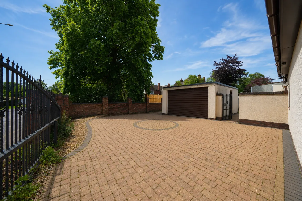 Walsall Road, Great Wyrley, WS6, photo 9
