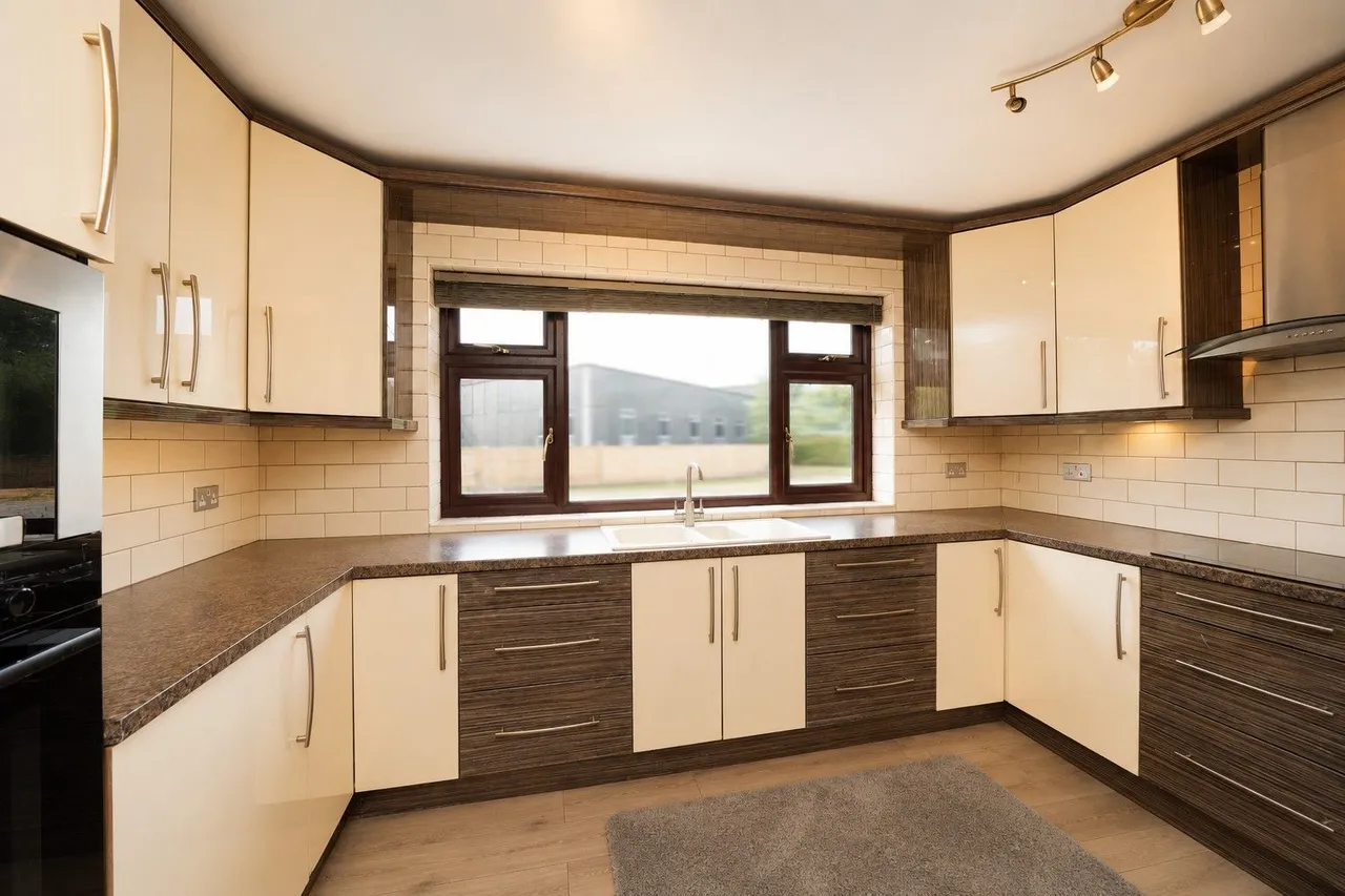 Walsall Road, Great Wyrley, WS6, photo 18