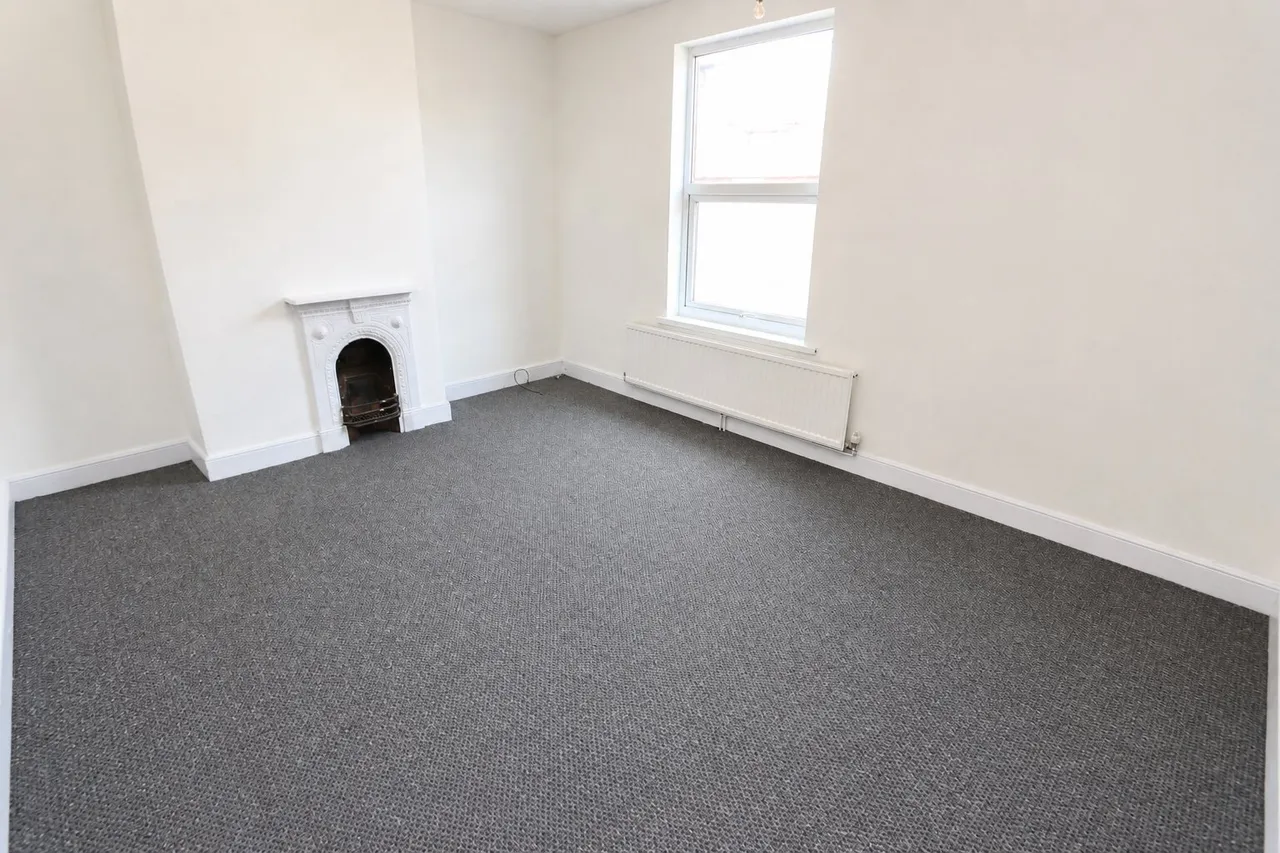 Gordon Street, Kettering, NN16, photo 8