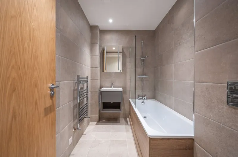 42 Grovelands Road, Purley CR8 4FL, photo 6