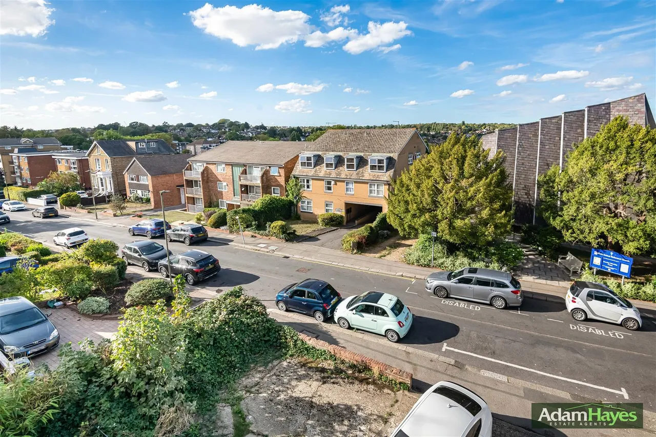 Somerset Road, Barnet, EN5, photo 18