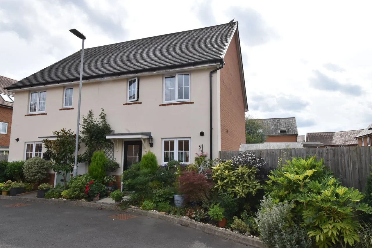3 bed house for sale, Harrietsham, Maidstone