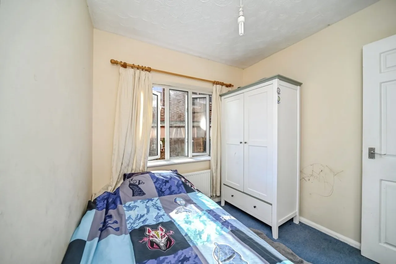Goldington Avenue,Bedford, photo 7
