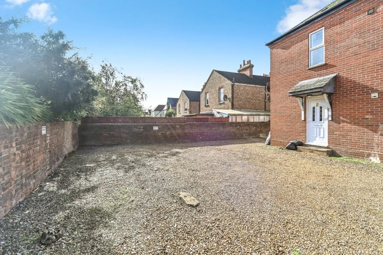 Goldington Avenue,Bedford, photo 11
