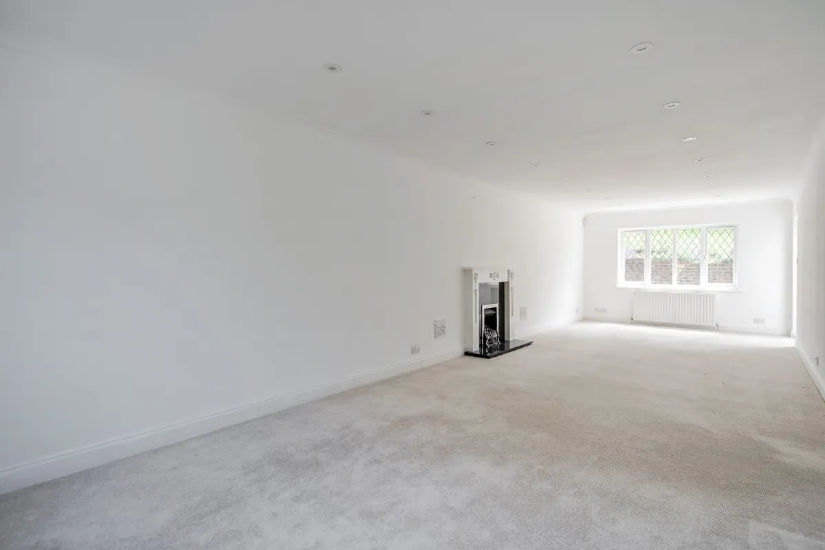 Loxford Road Caterham CR3, photo 4