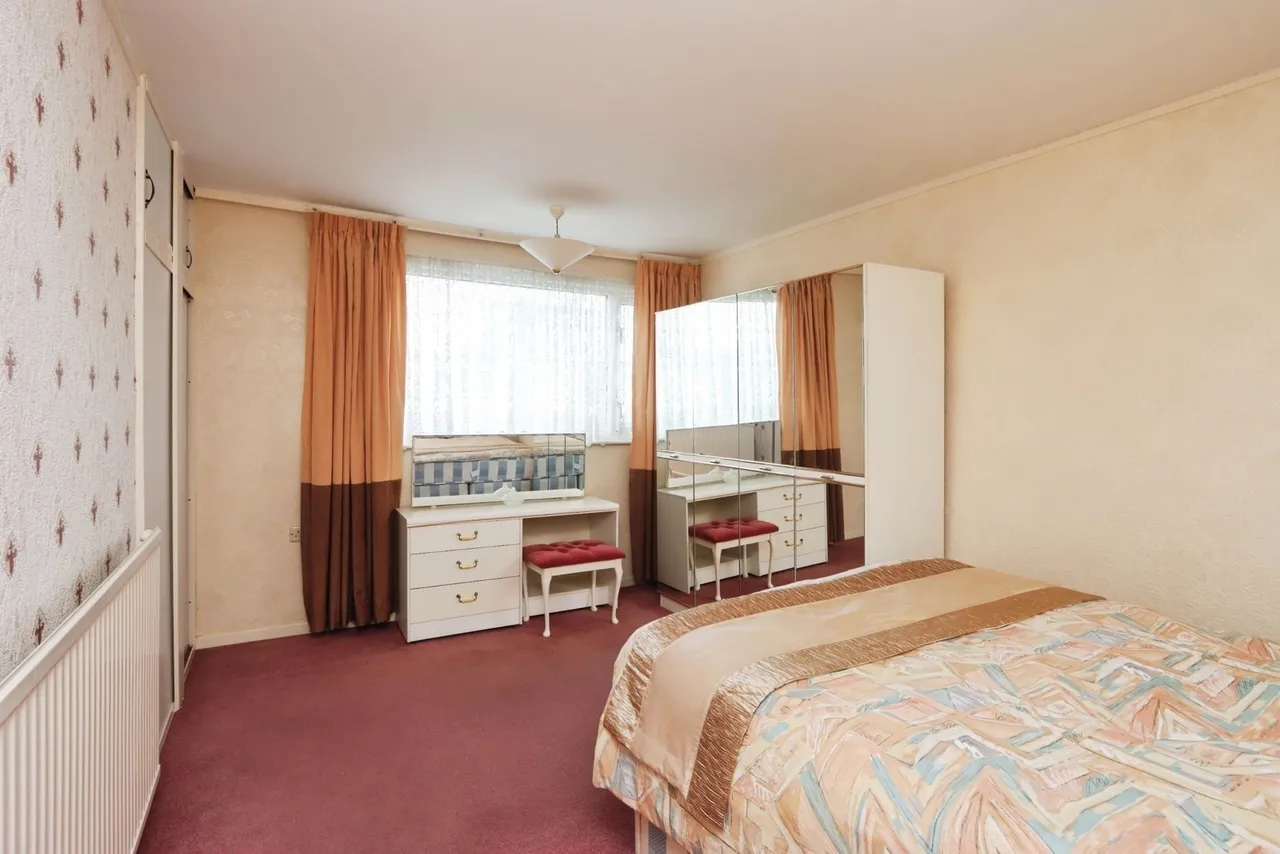 Batemoor Road, Sheffield, S8, photo 12