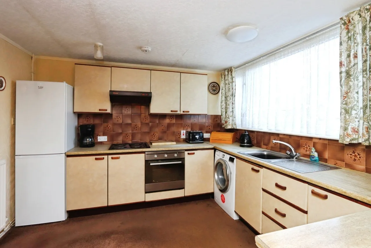 Batemoor Road, Sheffield, S8, photo 10