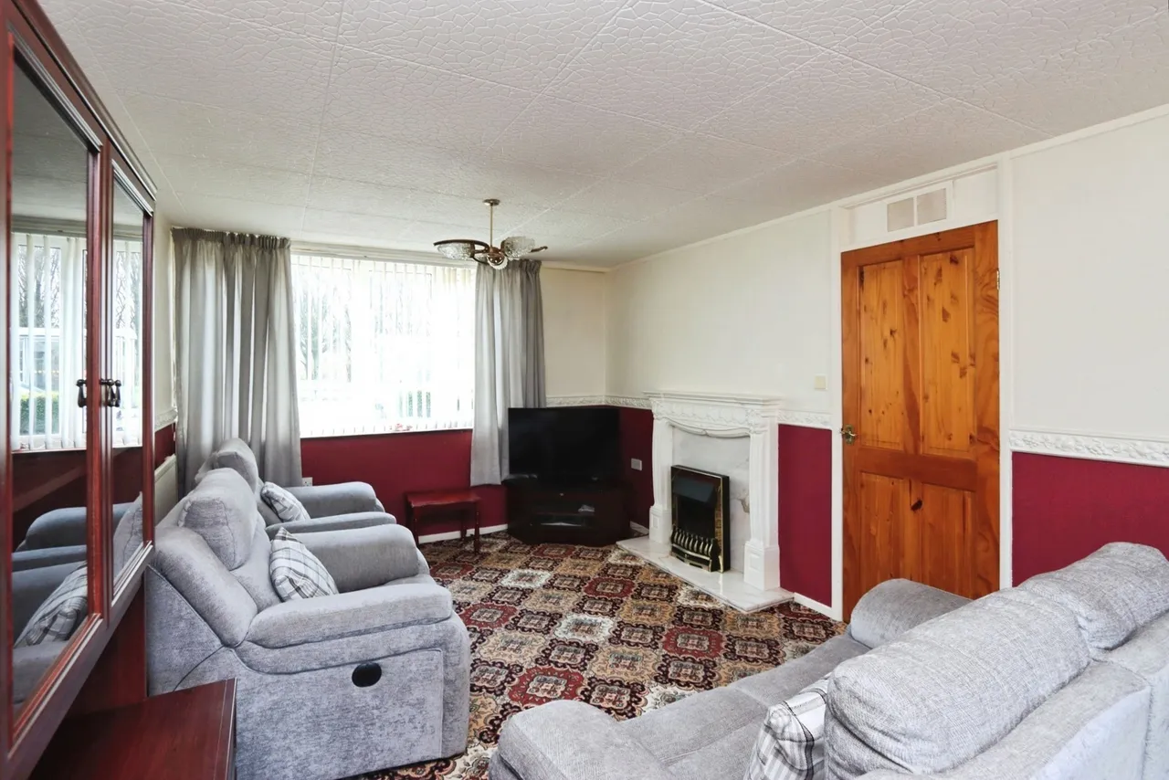 Batemoor Road, Sheffield, S8, photo 2
