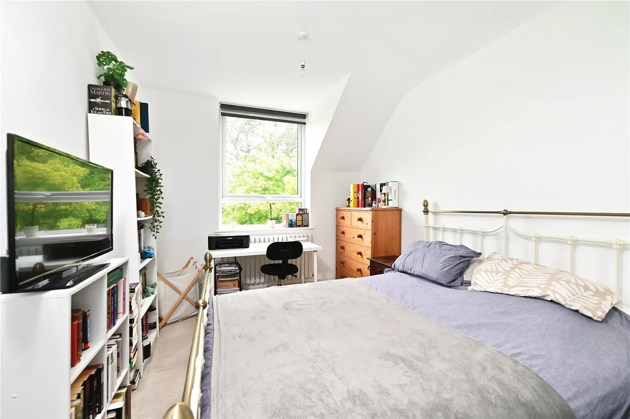 Lyndford Terrace, Fleet, Hampshire, GU52 7SE, photo 8