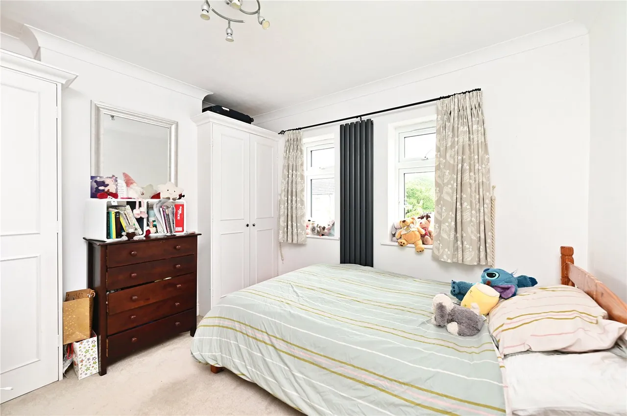 Lyndford Terrace, Fleet, Hampshire, GU52 7SE, photo 10