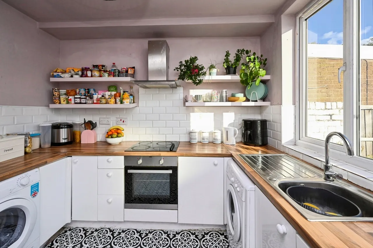 Mary Street, Kirkby-in-Ashfield, NG17, photo 3
