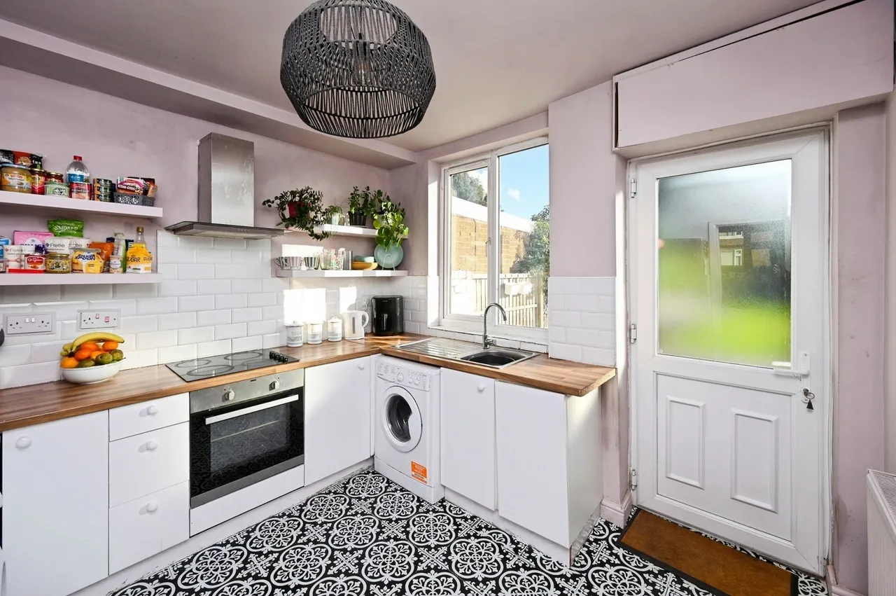 Mary Street, Kirkby-in-Ashfield, NG17, photo 4
