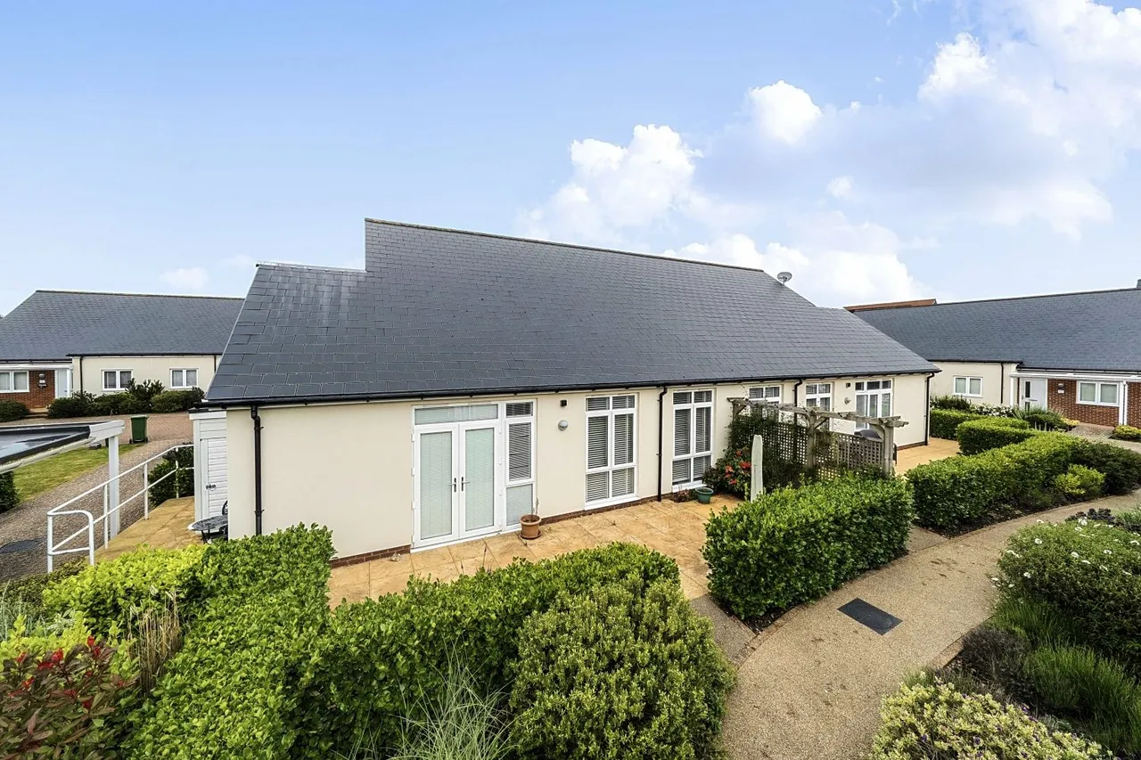 Hornbeam Way, Hawkinge, CT18, photo 17