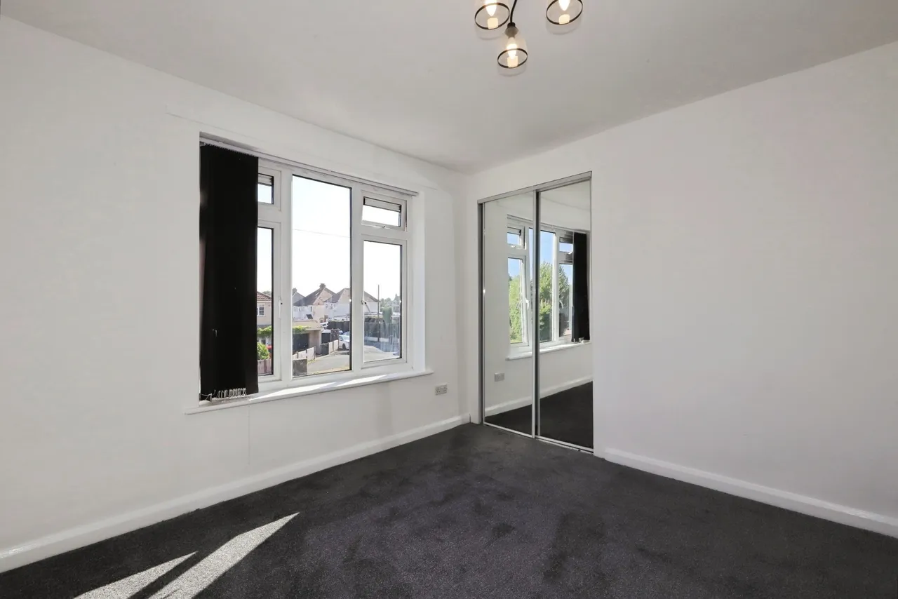 Pear Tree Lane, Wolverhampton, WV11, photo 8