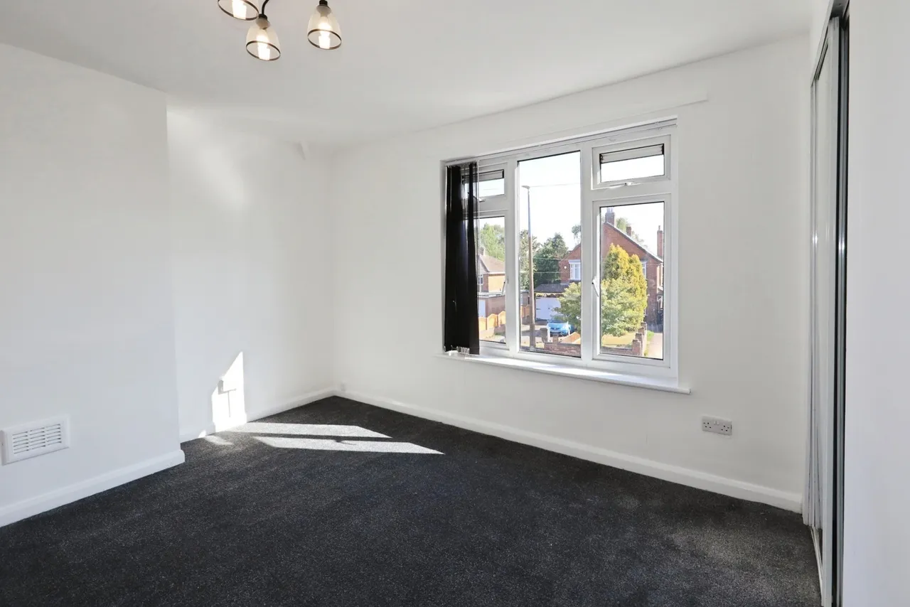 Pear Tree Lane, Wolverhampton, WV11, photo 9