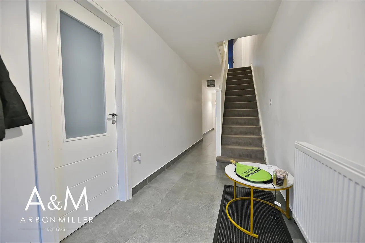 New North Road, Hainault, Essex, Ilford, IG63DY, photo 11