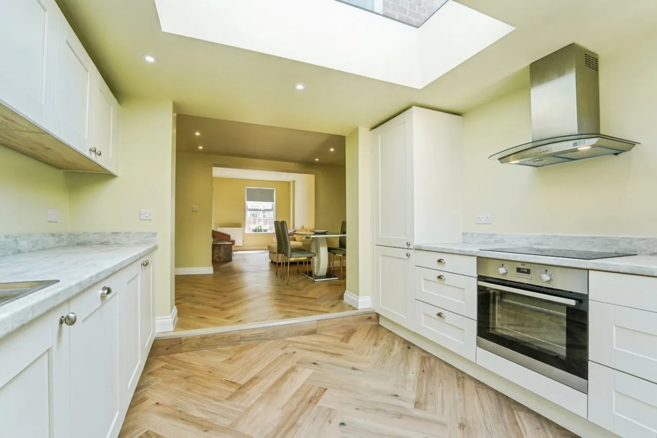Normal Terrace, Cheltenham, Gloucestershire, GL50, photo 8