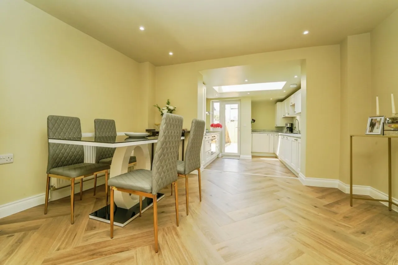 Normal Terrace, Cheltenham, Gloucestershire, GL50, photo 3