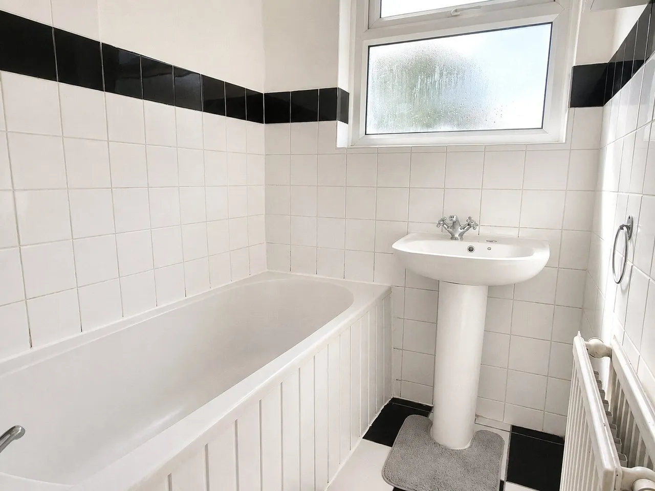 Warwick Road, New Barnet, EN5, photo 7