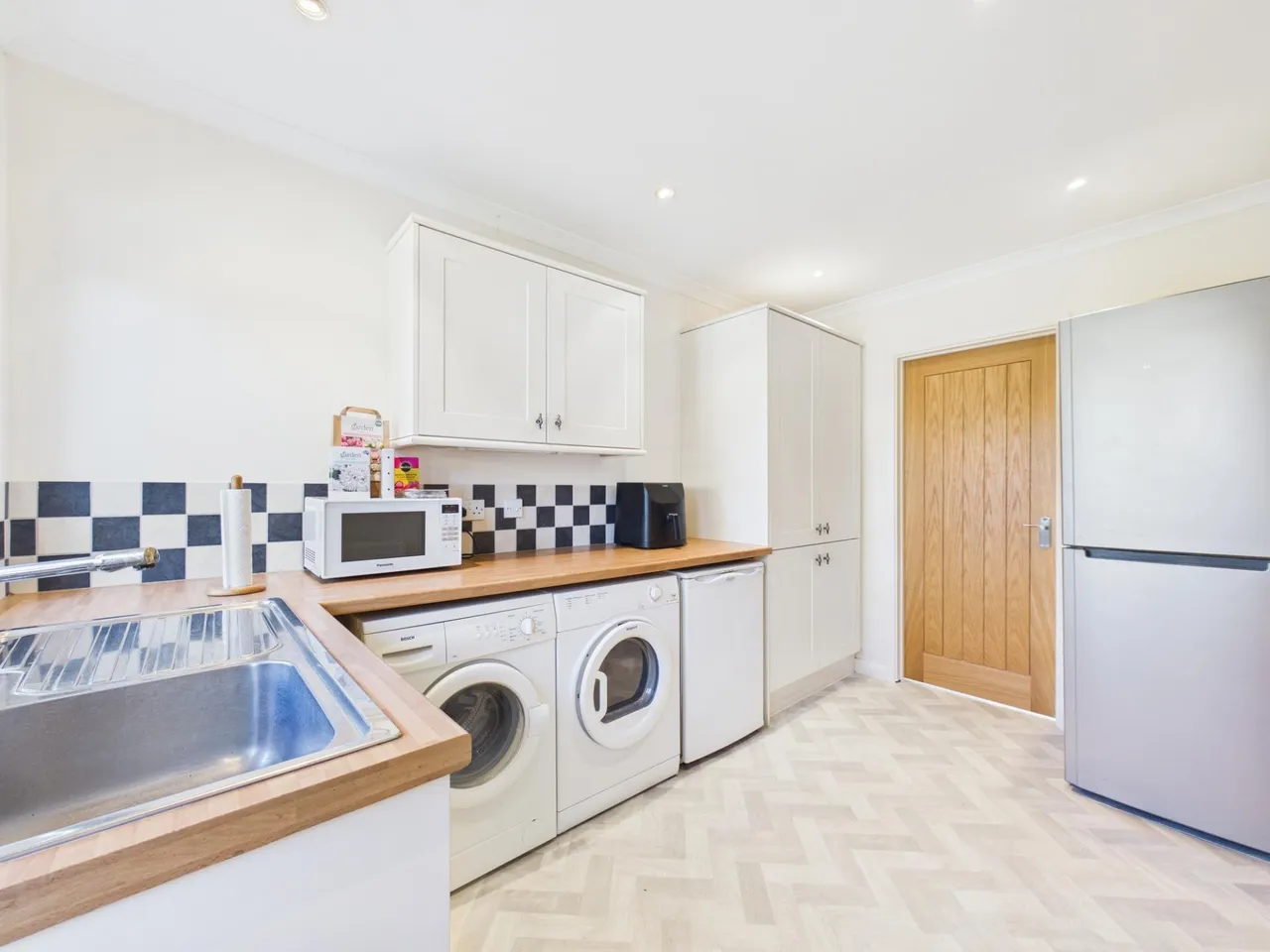 Church Lane, Reading, RG7, photo 9