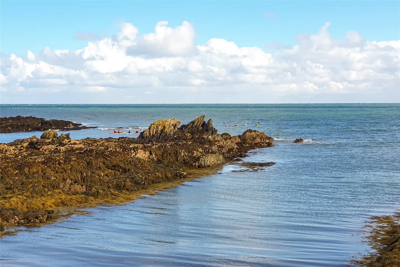 Parys Uchaf, Bull Bay, photo 11