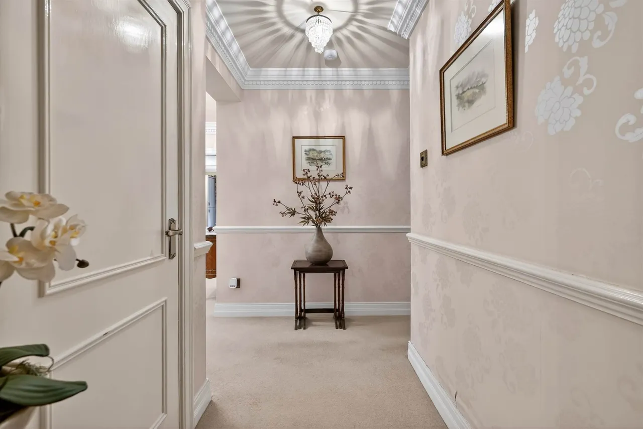 Broomhill Manor, Belfast, BT9, photo 3