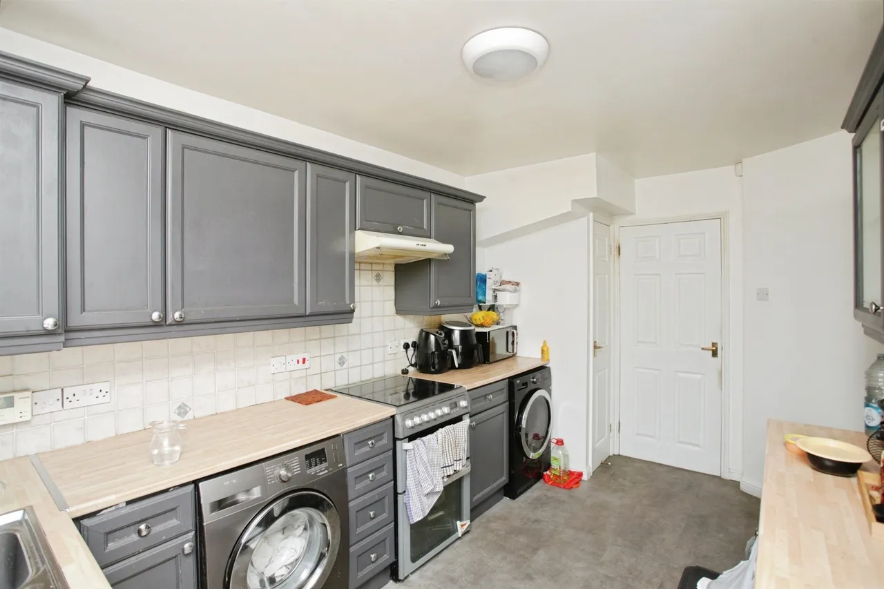 Deacon Close, Rugby, photo 9