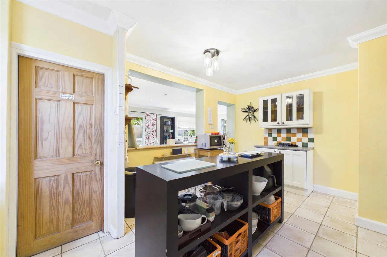 Grasmere Road, Lightwater, GU18, photo 8