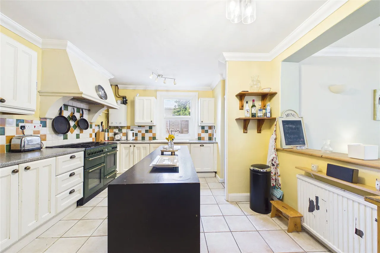 Grasmere Road, Lightwater, GU18, photo 7