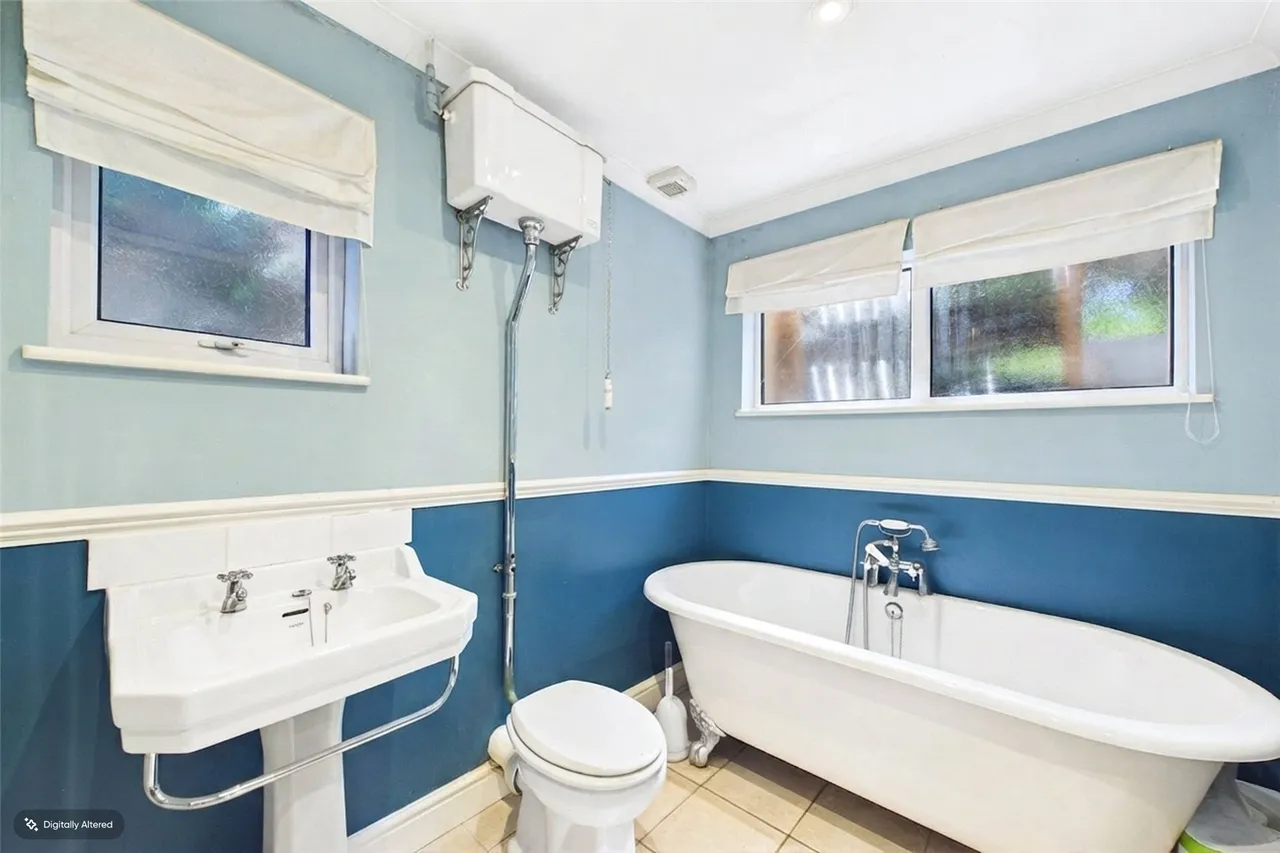 Grasmere Road, Lightwater, GU18, photo 13