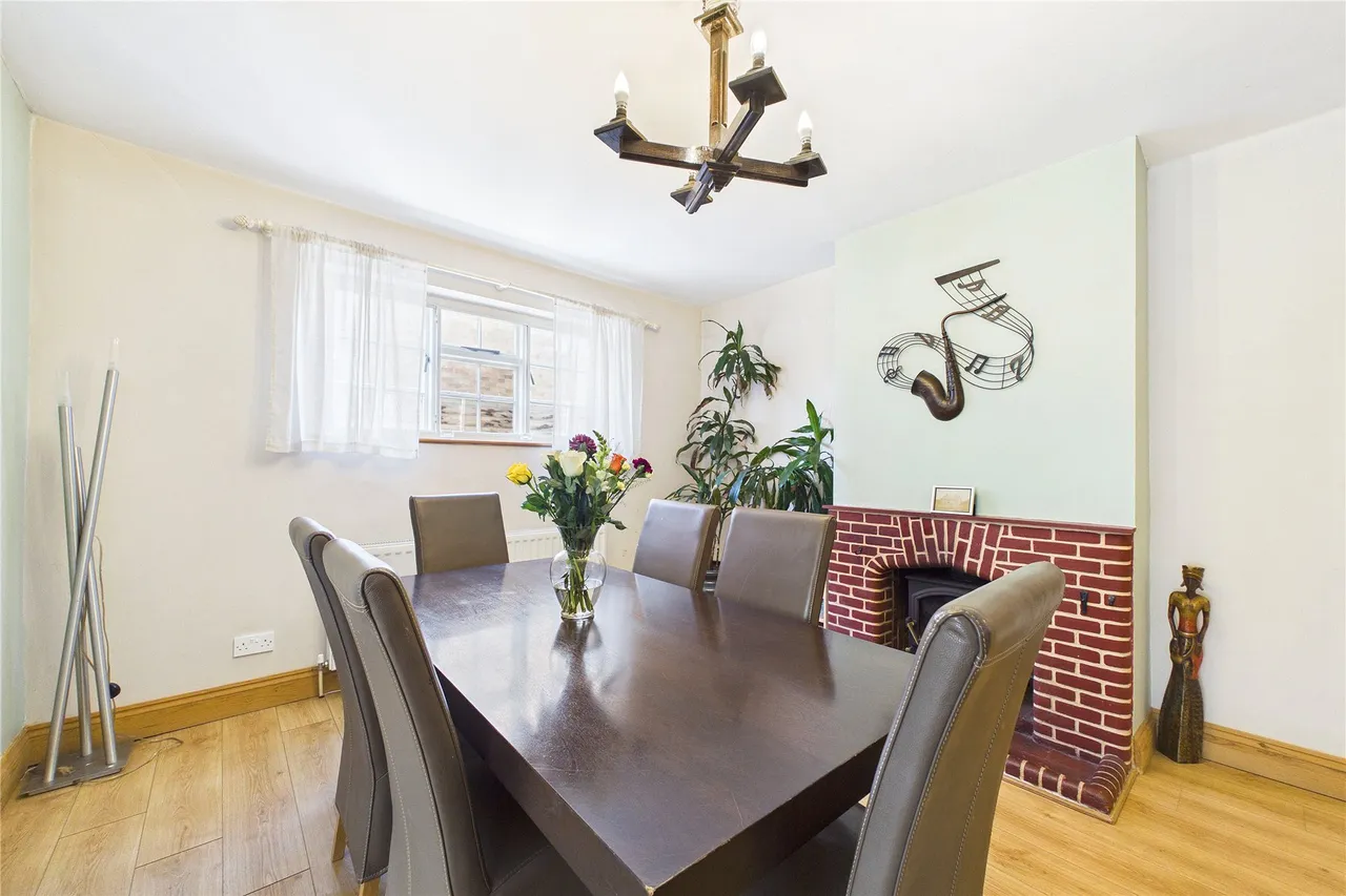 Grasmere Road, Lightwater, GU18, photo 10
