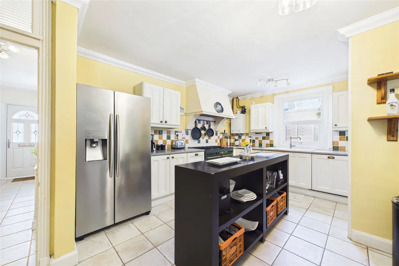 Grasmere Road, Lightwater, GU18, photo 6
