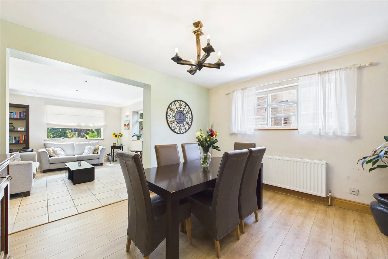 Grasmere Road, Lightwater, GU18, photo 9